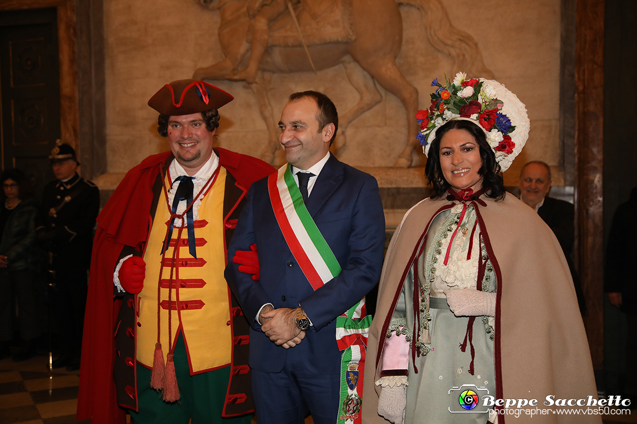 VBS_3535 - Investitura Ufficiale Gianduja e Giacometta Famija Turineisa - Carnevale di Torino 2024.jpg